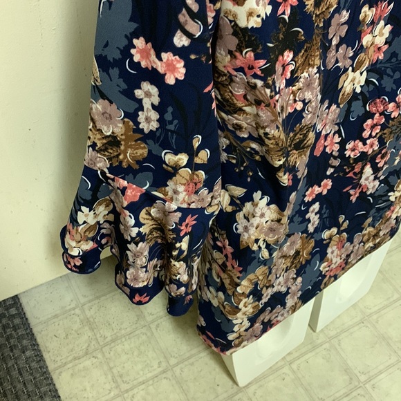 Look great wherever you go,dressed up or casual - Picture 4 of 6